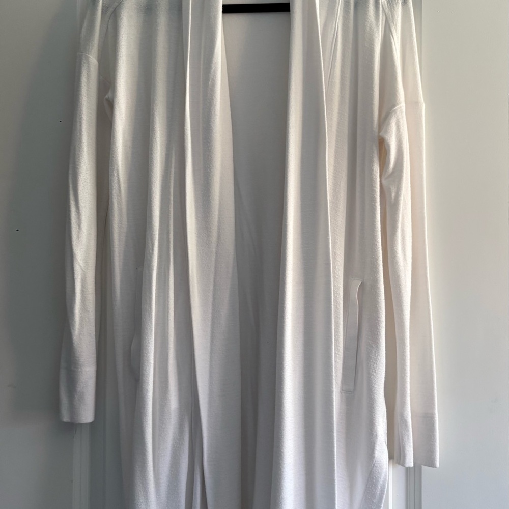 Banana Republic Elegant White Women's Cardigan